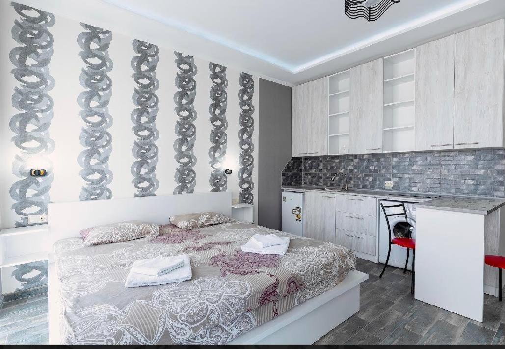 Apartments Kristo Μπατούμι Εξωτερικό φωτογραφία