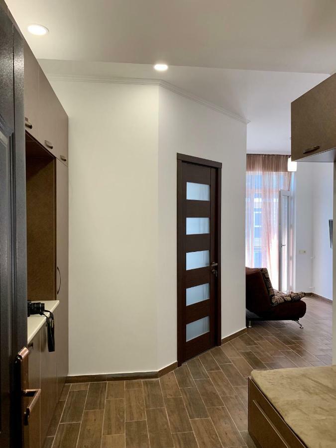 Apartments Kristo Μπατούμι Εξωτερικό φωτογραφία