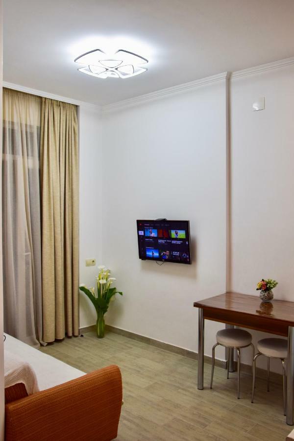 Apartments Kristo Μπατούμι Εξωτερικό φωτογραφία